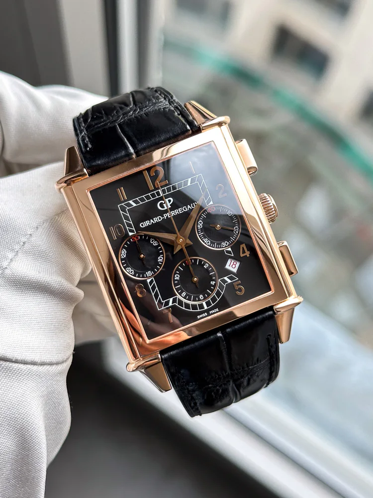 Girard Perregaux Vintage 1945 Chronograph XXL Rose Gold